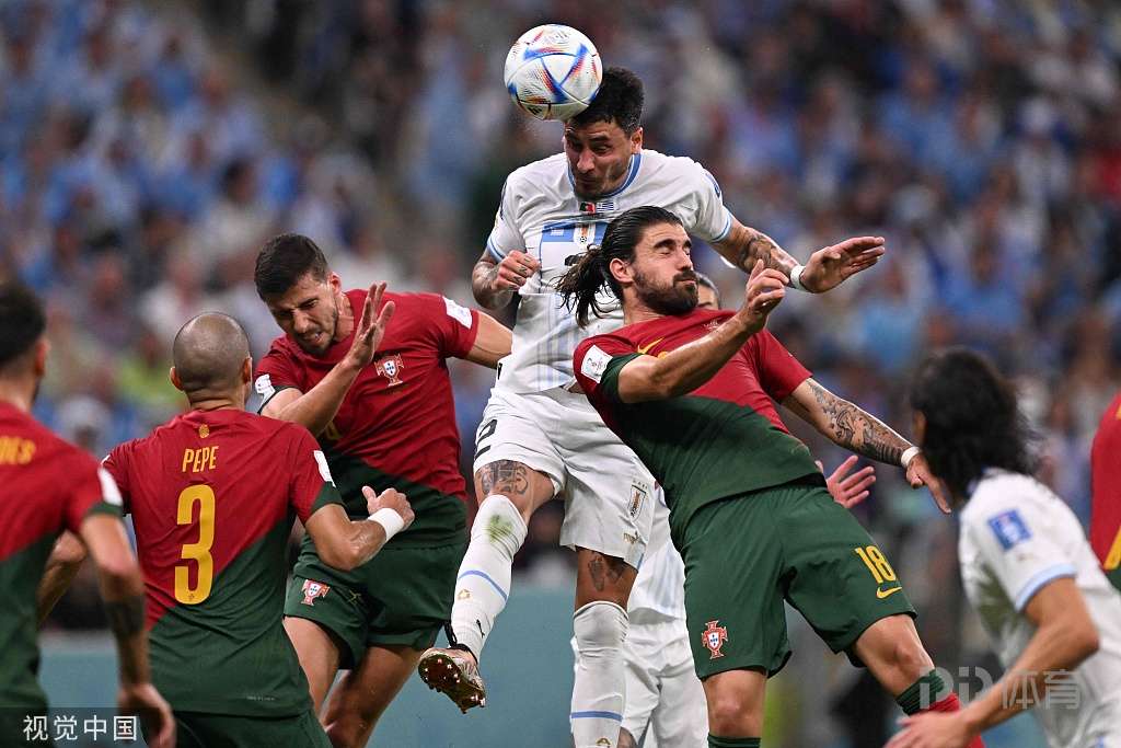 半场-葡萄牙0-0乌拉圭 C罗造杀机本坦库尔一条龙射门被扑
