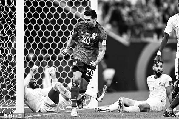 世界杯-墨西哥2-1沙特净胜球劣势无缘出线 马丁、查韦斯破门 多萨里建功