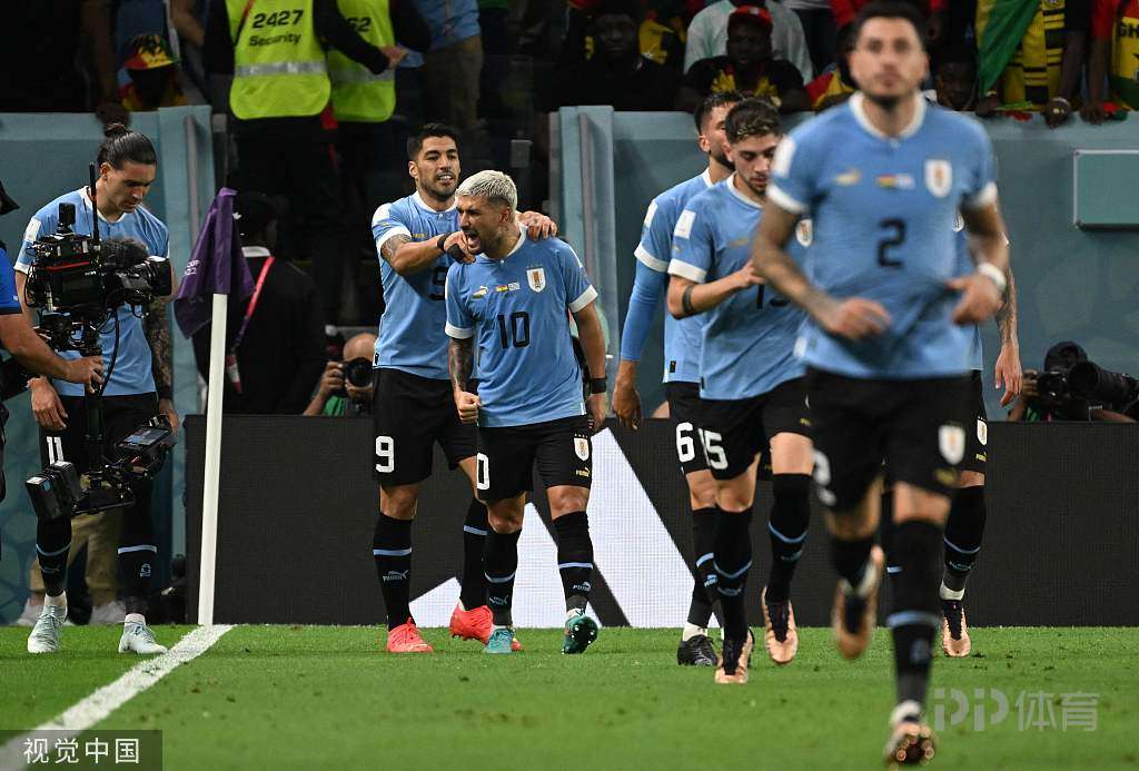 世界杯-乌拉圭2-0加纳无缘晋级 阿拉斯凯塔梅开二度