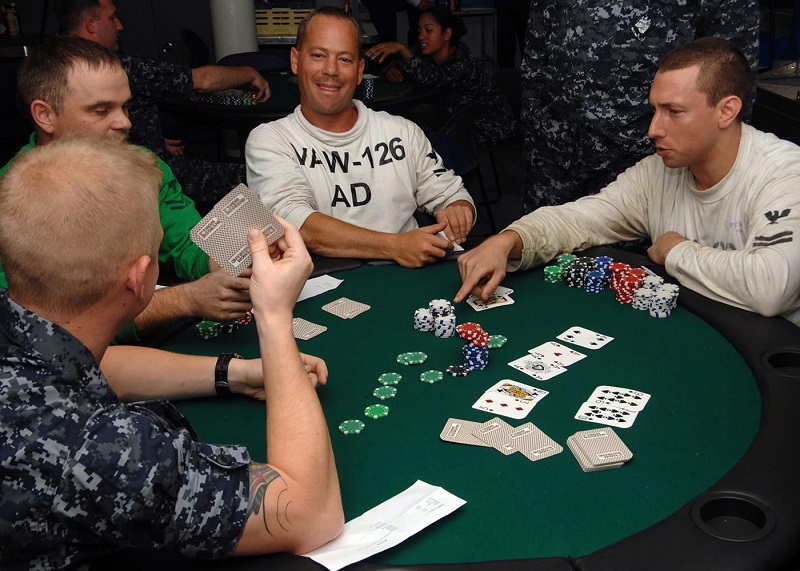 方法一：參加比賽-人們從Poker中致富的方式